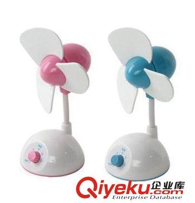 夏日清凉伴侣 伊蓝电子带夜灯可调速USB风扇全解析